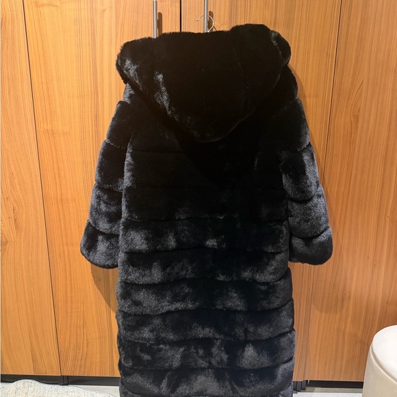 Azalea Wang Faux Fur Midi Coat - Picture 5 of 7